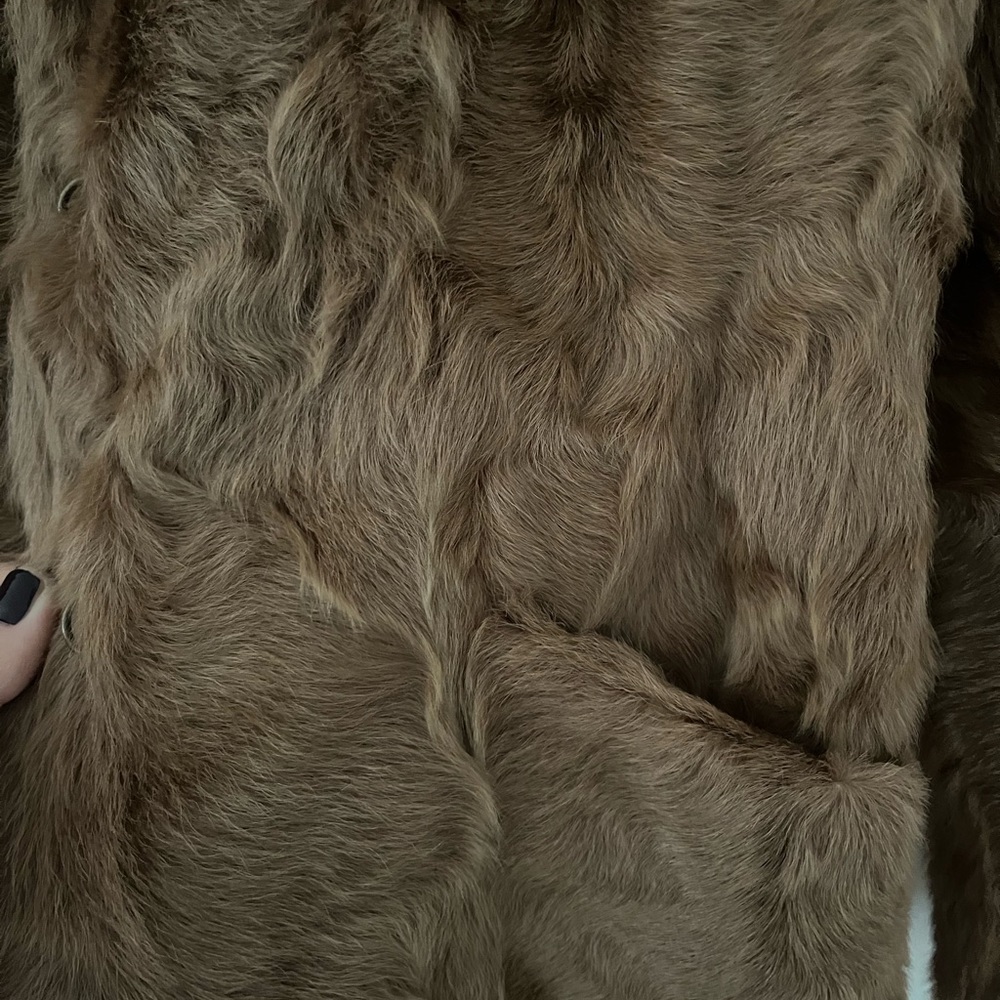 Max Studio Genuine Goat Fur Coat - XS - Picture 5 of 9